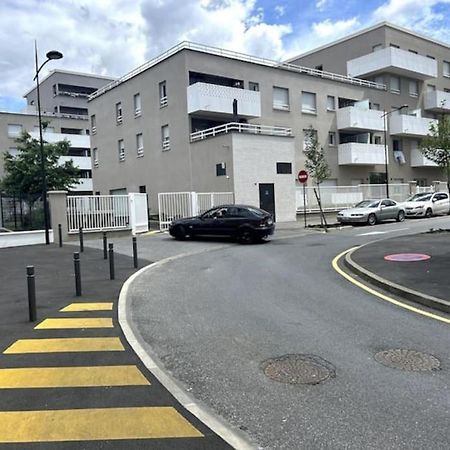 La Royaute A 22 Min De Disneyland Et Center Parcs Meaux Εξωτερικό φωτογραφία